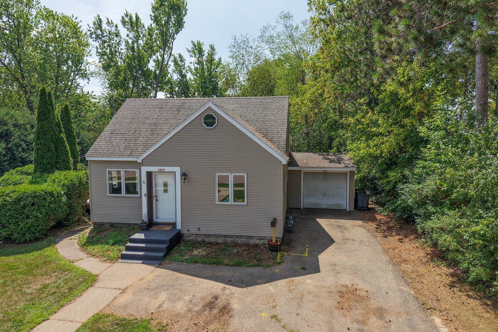 1820 Peach Street Property Photo 15