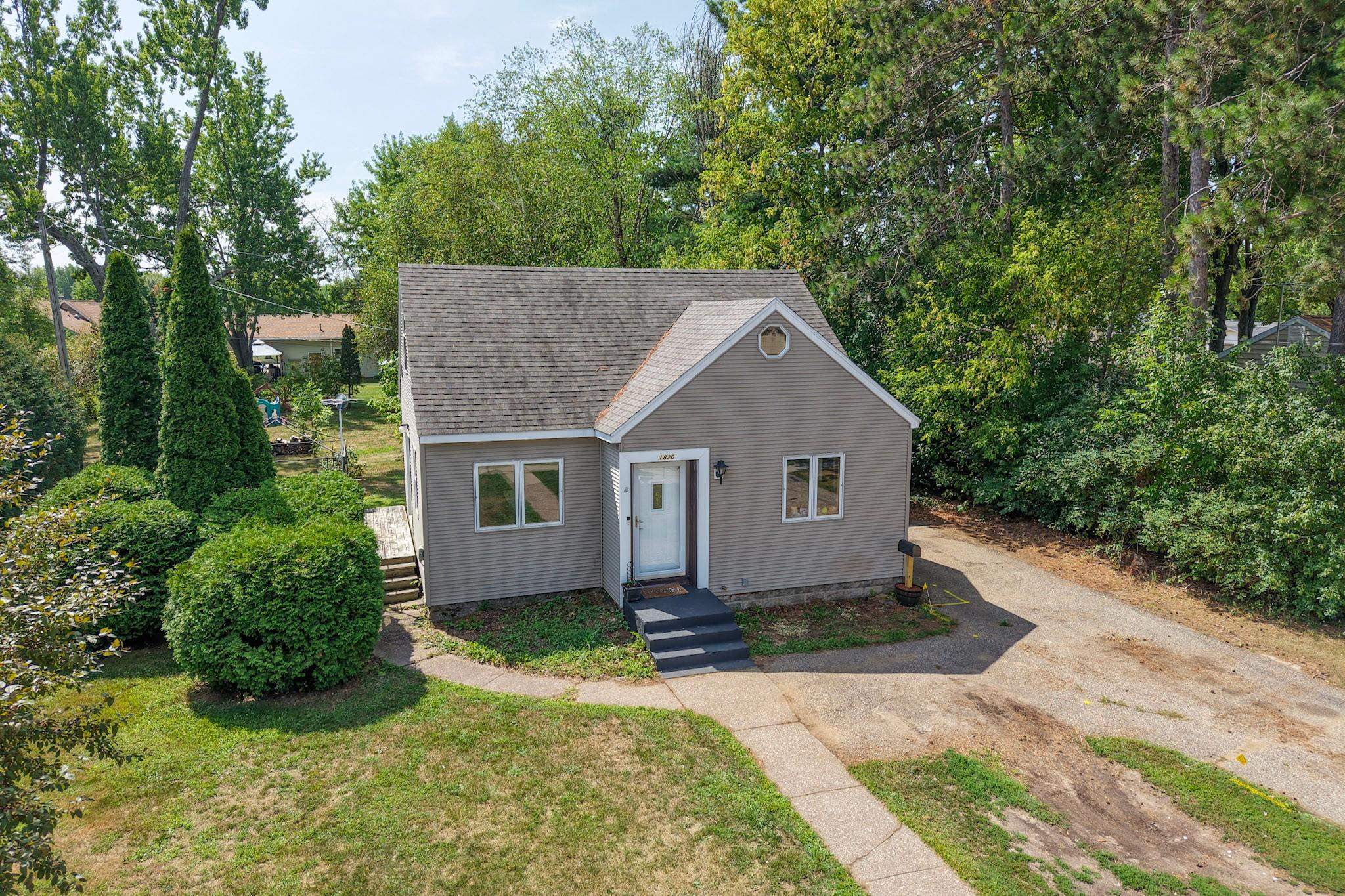 1820 Peach Street Property Photo 16