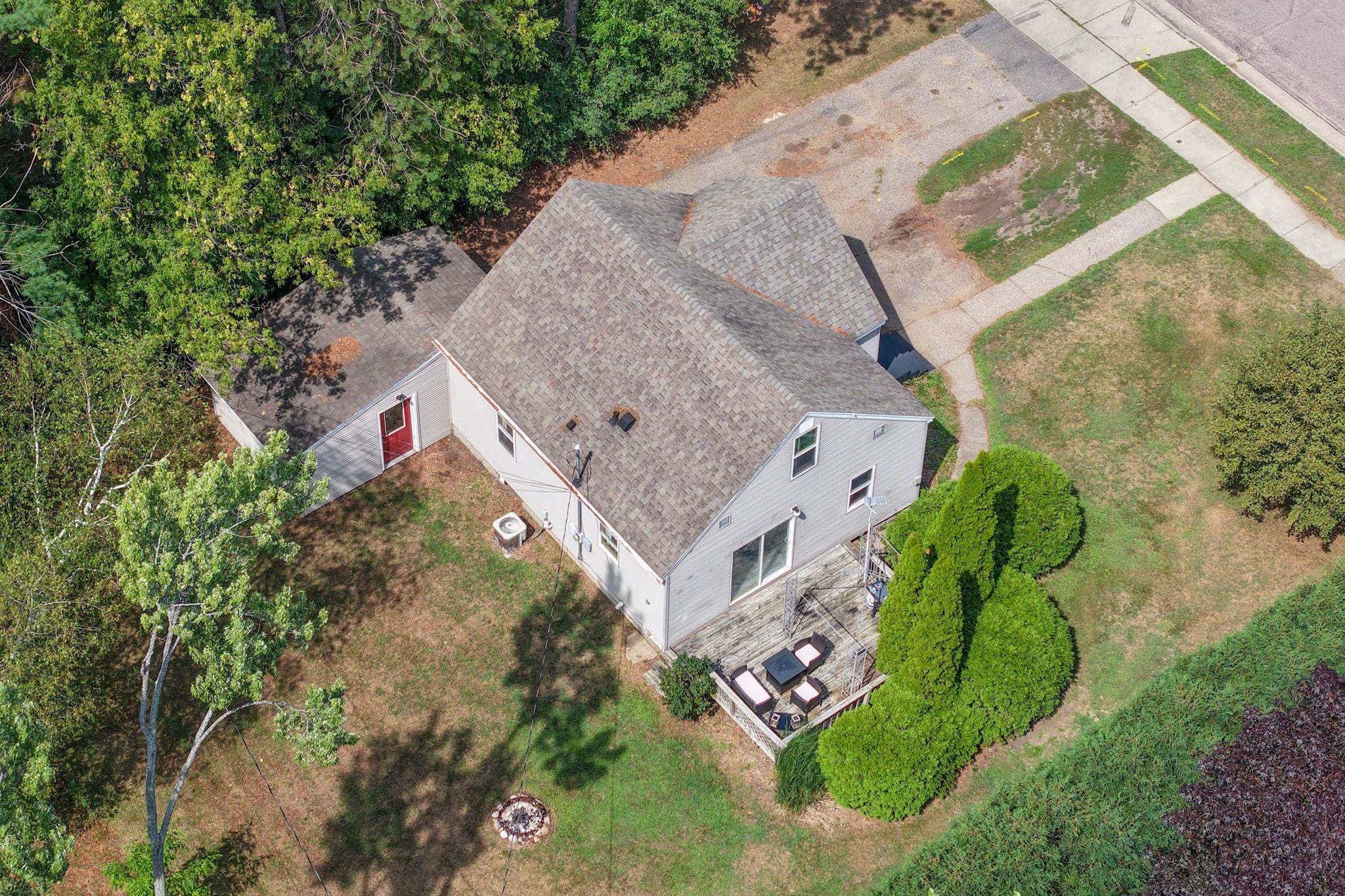1820 Peach Street Property Photo 19