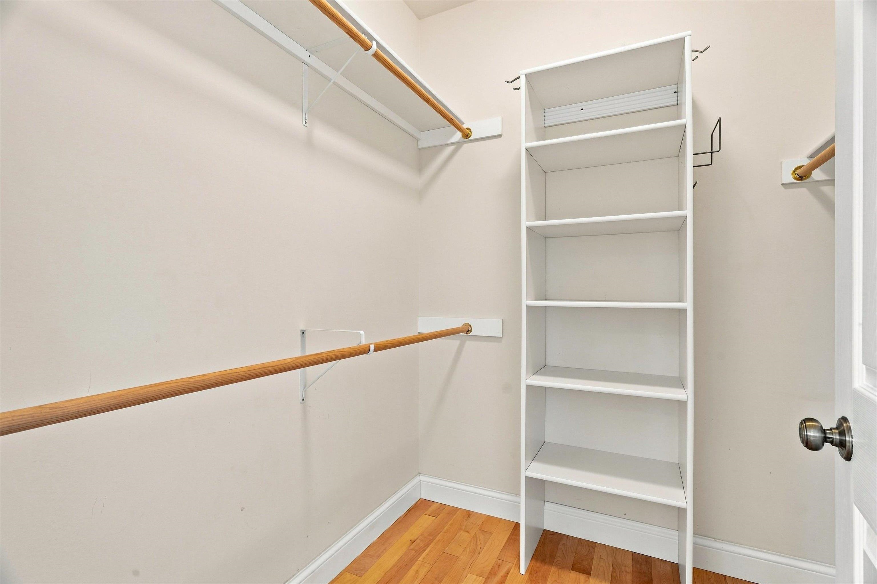 1109 S Locust Avenue Property Photo 21