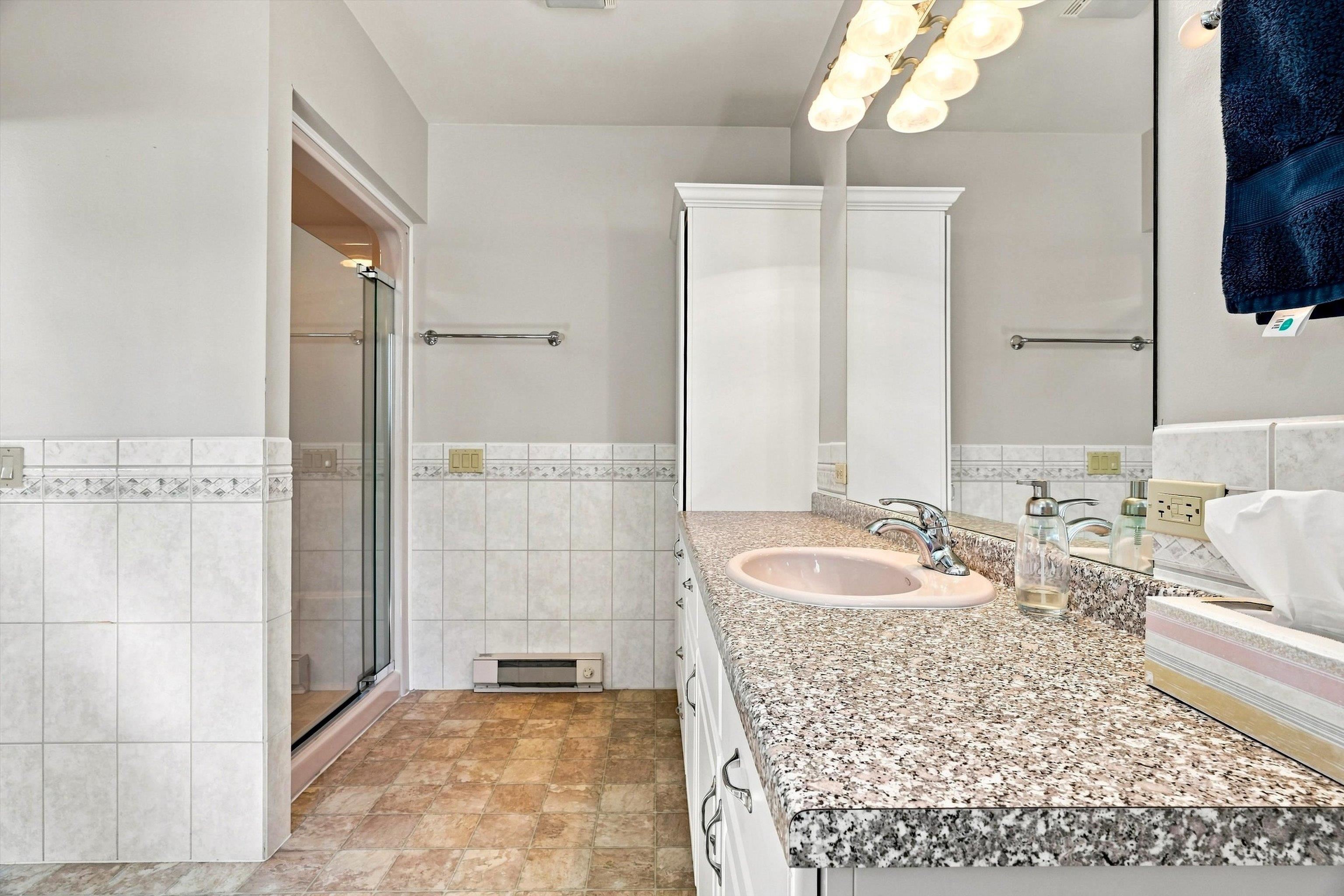 1109 S Locust Avenue Property Photo 23
