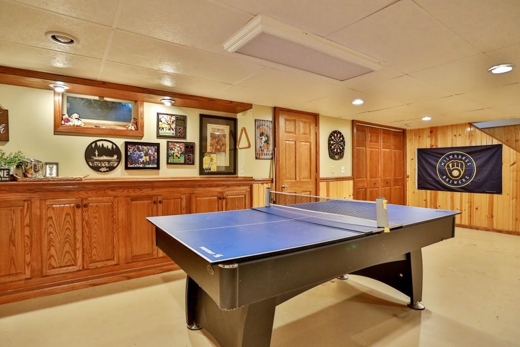 908 Greenhill Drive Property Photo 36