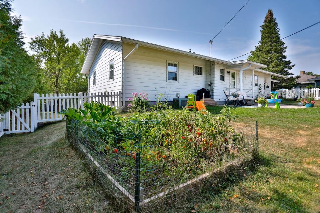 908 Greenhill Drive Property Photo 42