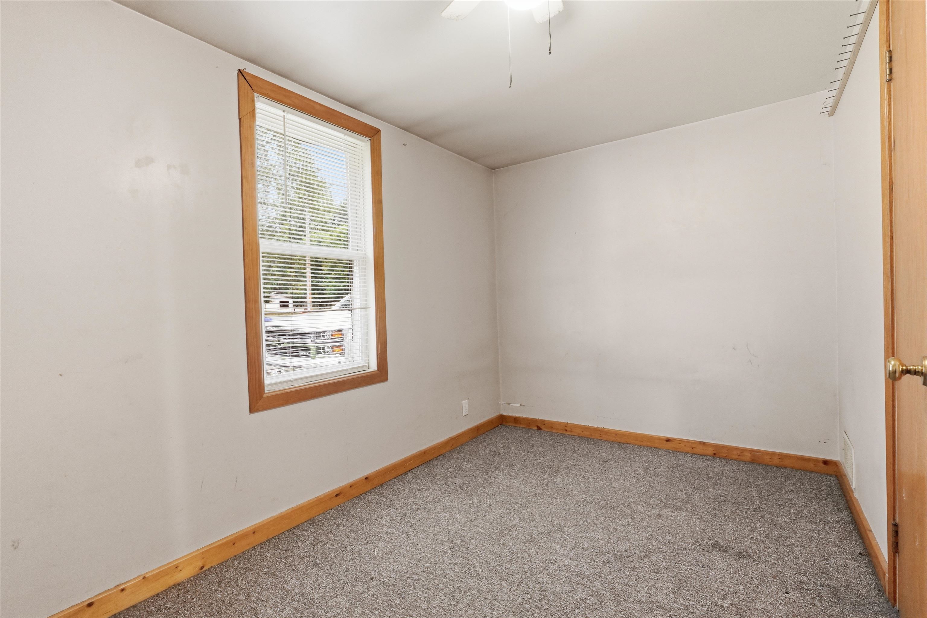 341 National Avenue Property Photo 9