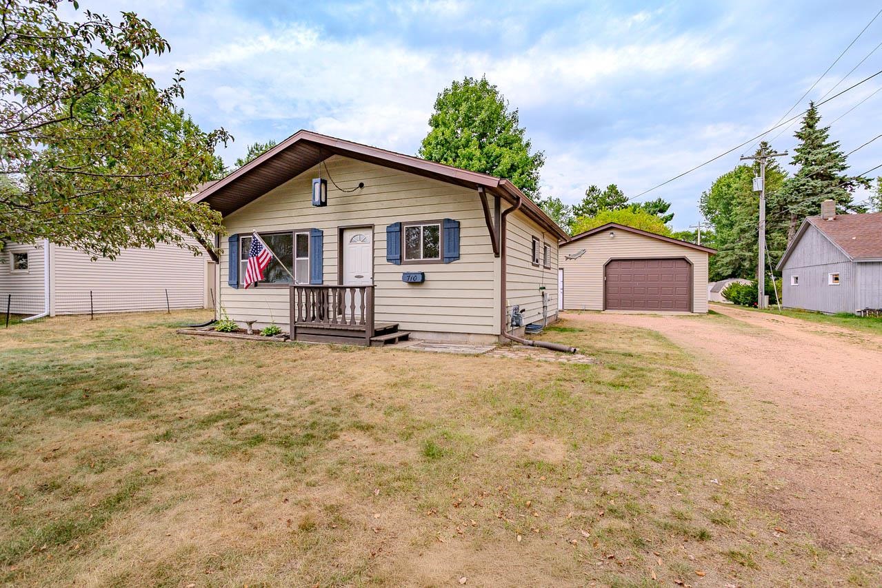 710 Chellis Street Property Photo 1