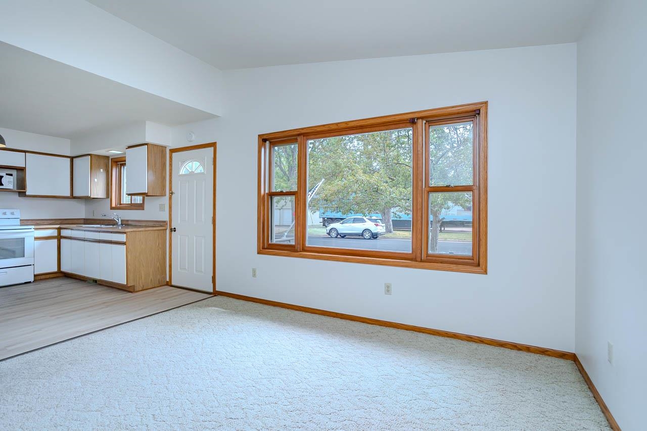 710 Chellis Street Property Photo 7