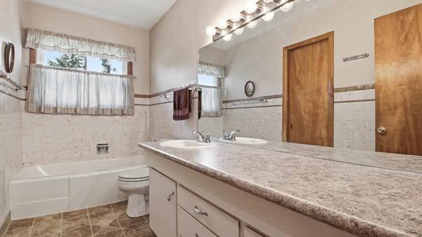 501 W 17th Street Property Photo 19