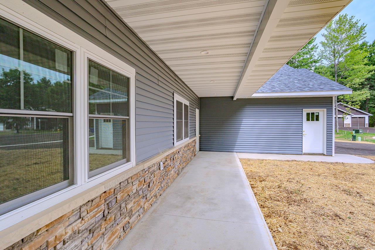 2805 Barclay Way Property Photo 7