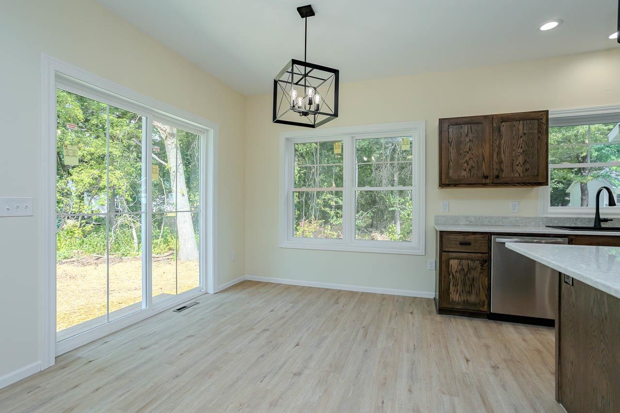 2805 Barclay Way Property Photo 13