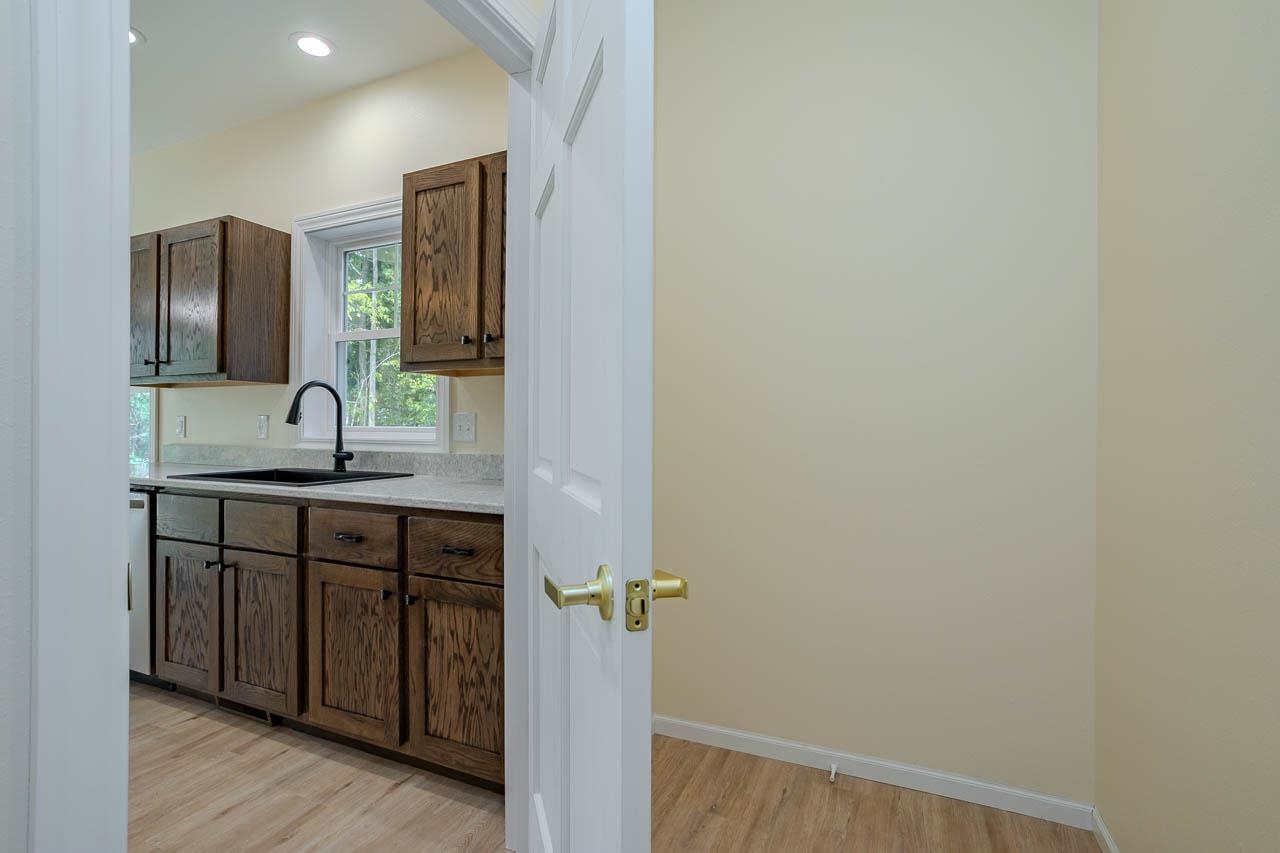 2805 Barclay Way Property Photo 19