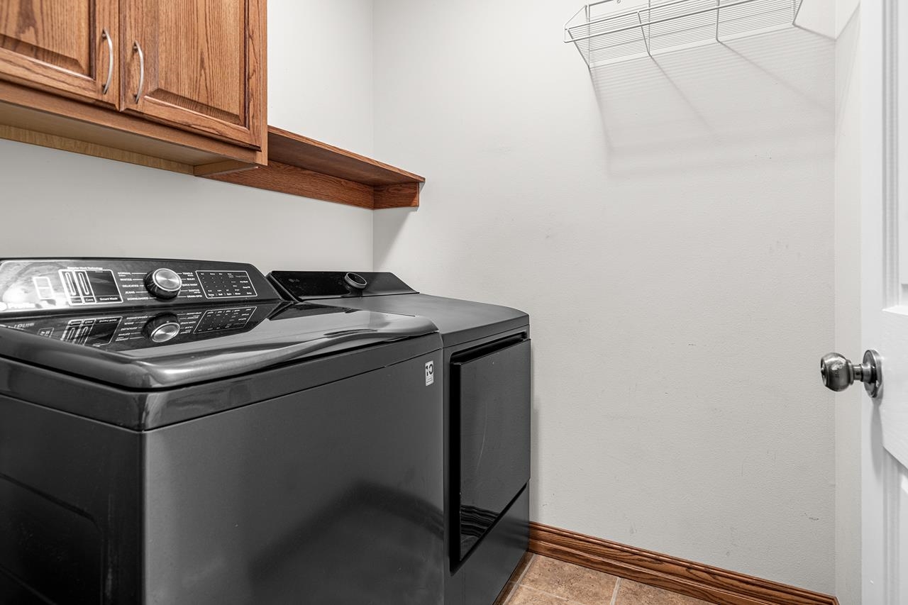 2242 Meadow Drive Property Photo 26