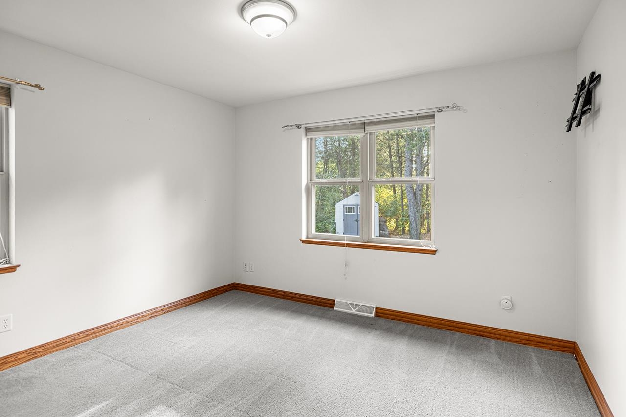 2242 Meadow Drive Property Photo 32