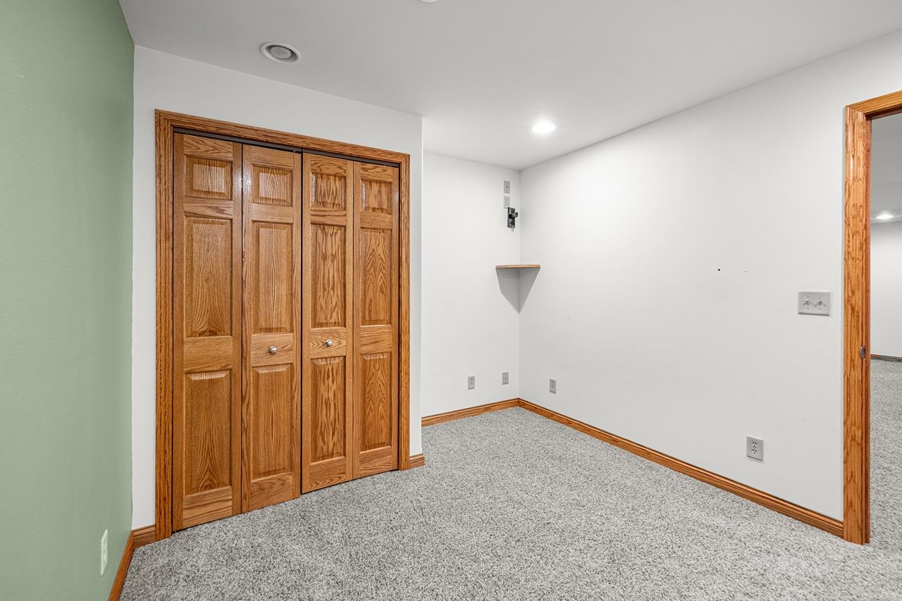 2242 Meadow Drive Property Photo 50