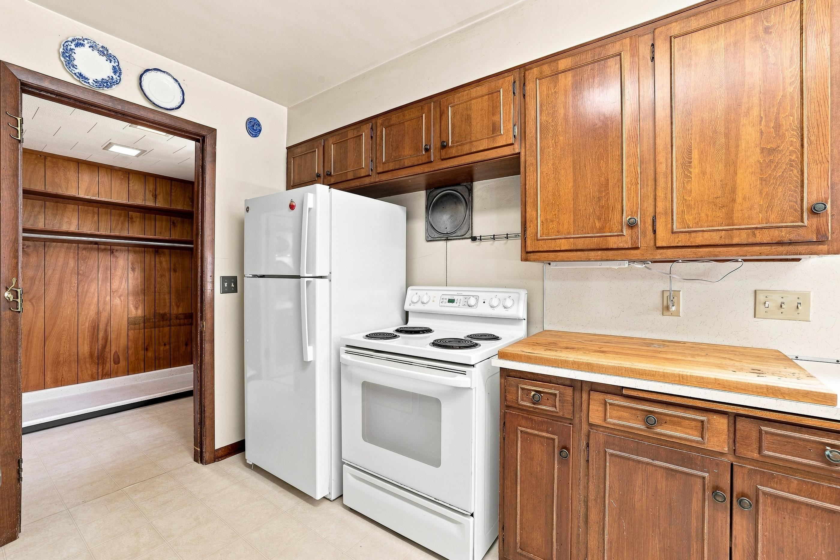 431 Witter Street Property Photo 27