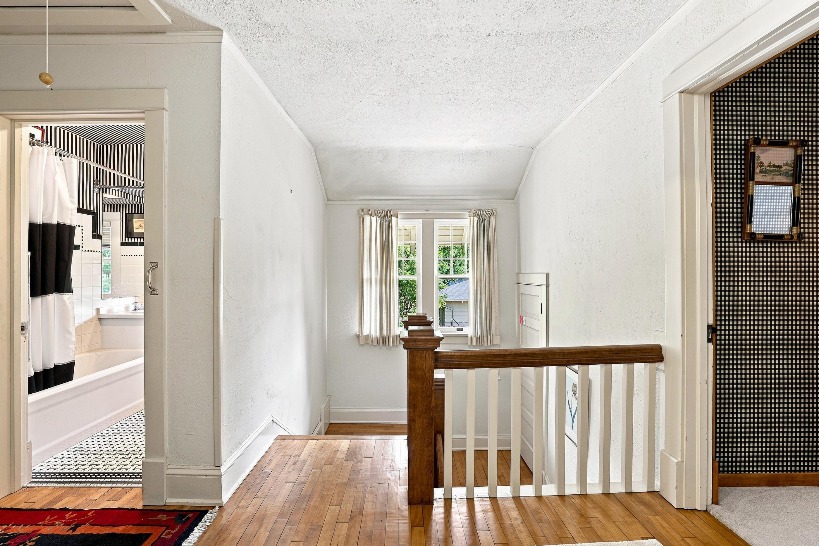431 Witter Street Property Photo 31