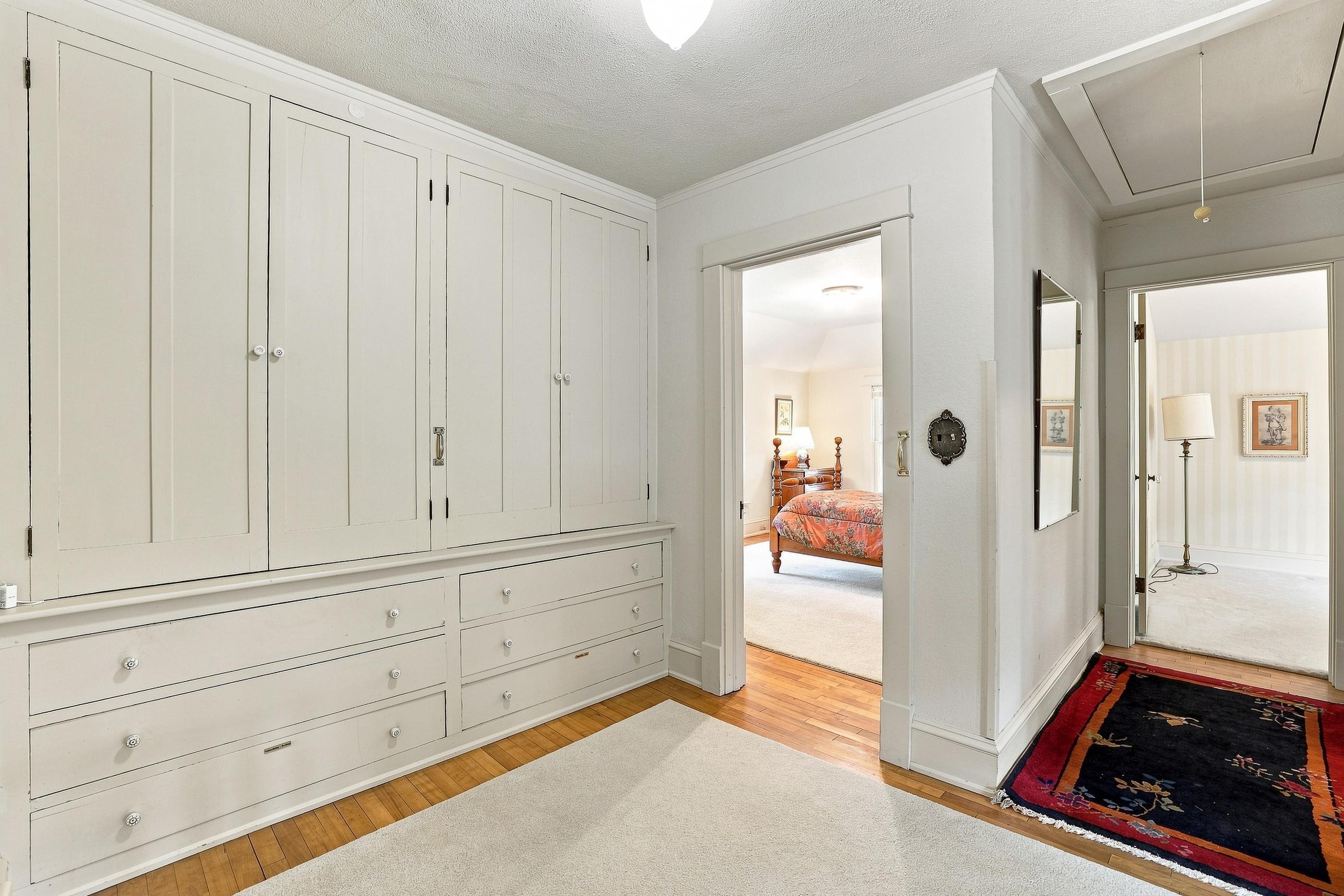 431 Witter Street Property Photo 33
