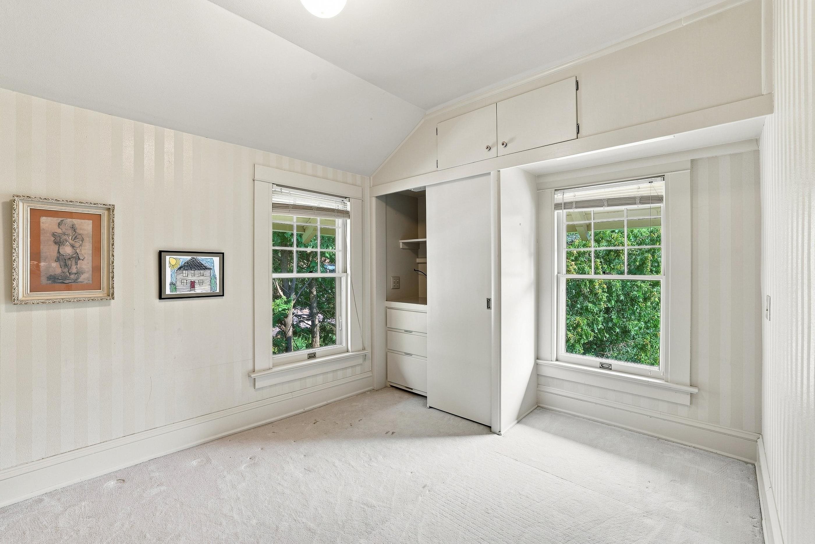 431 Witter Street Property Photo 37