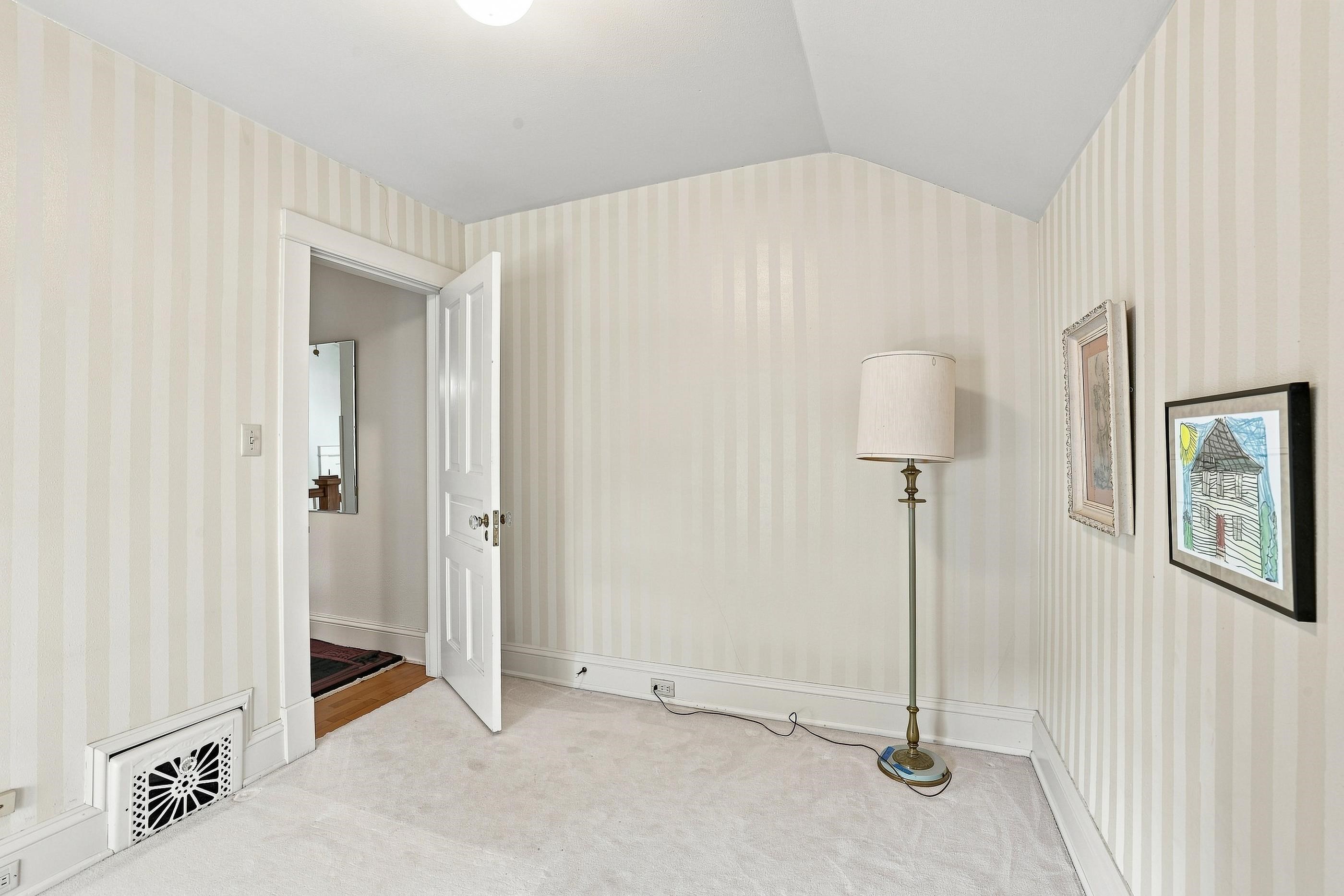 431 Witter Street Property Photo 38