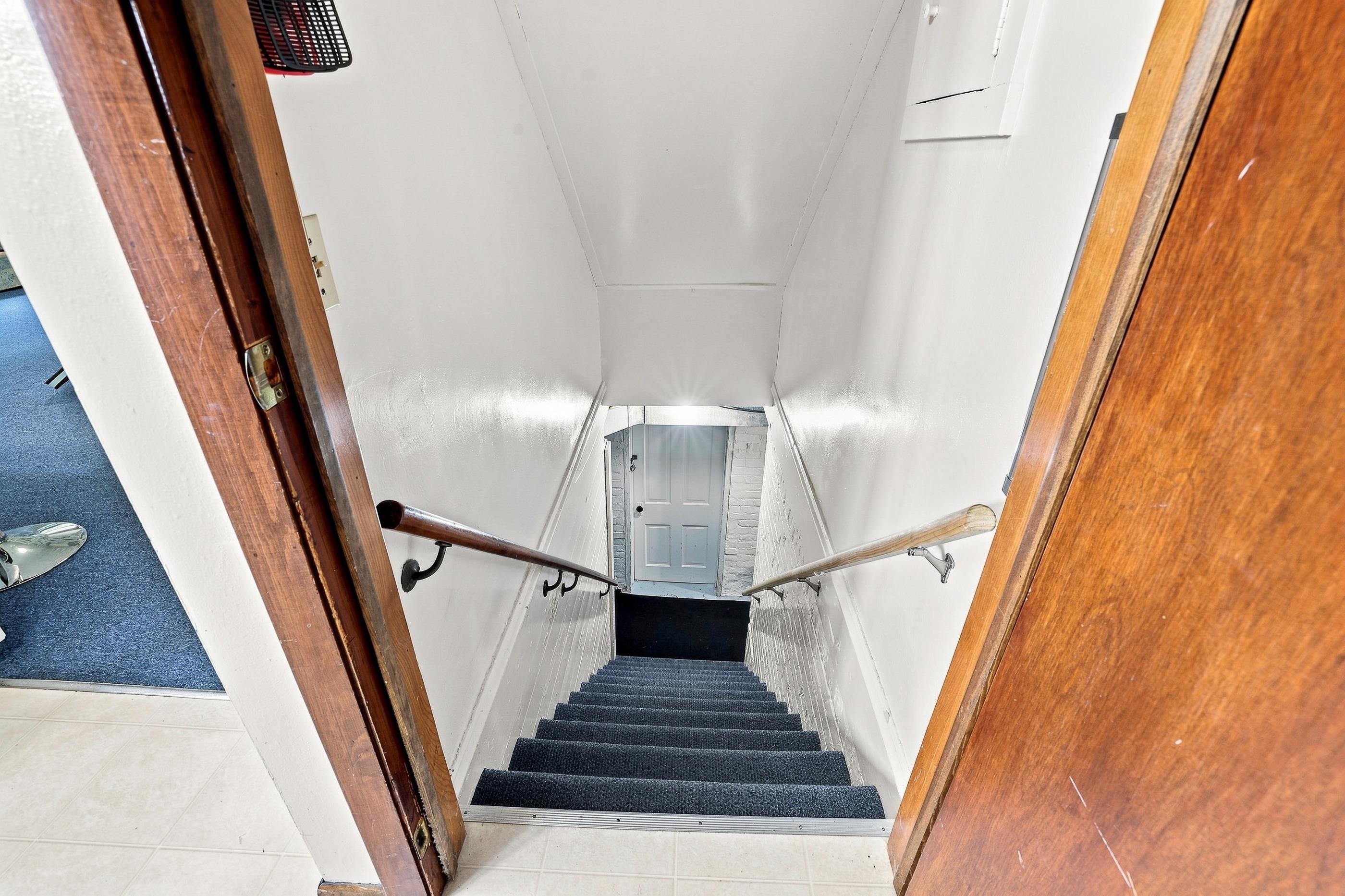 431 Witter Street Property Photo 45