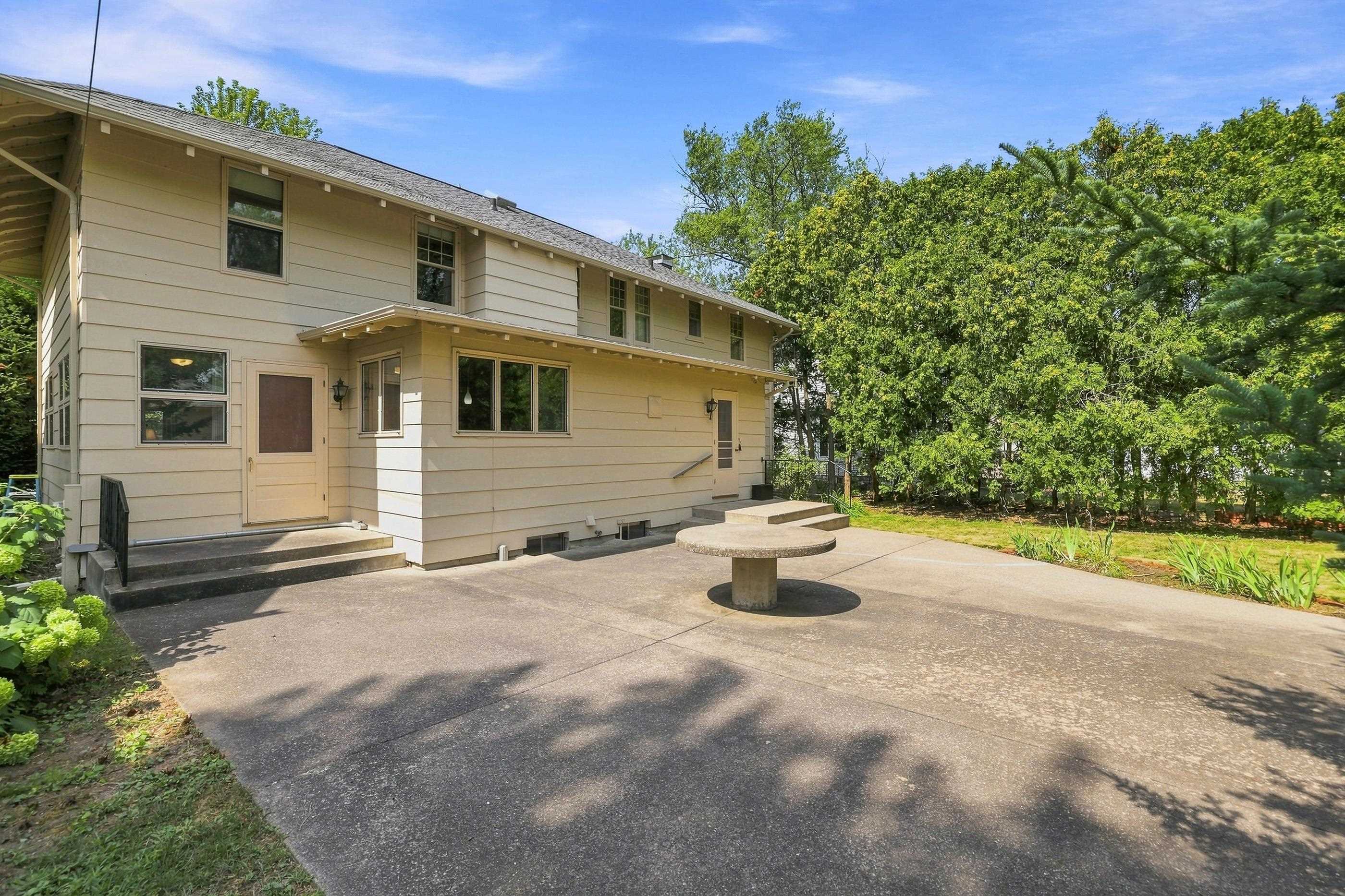 431 Witter Street Property Photo 56