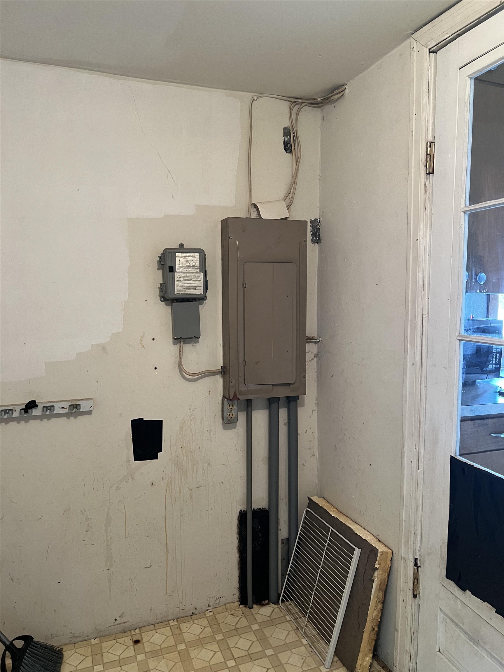 507 E 3rd Street Property Photo 13