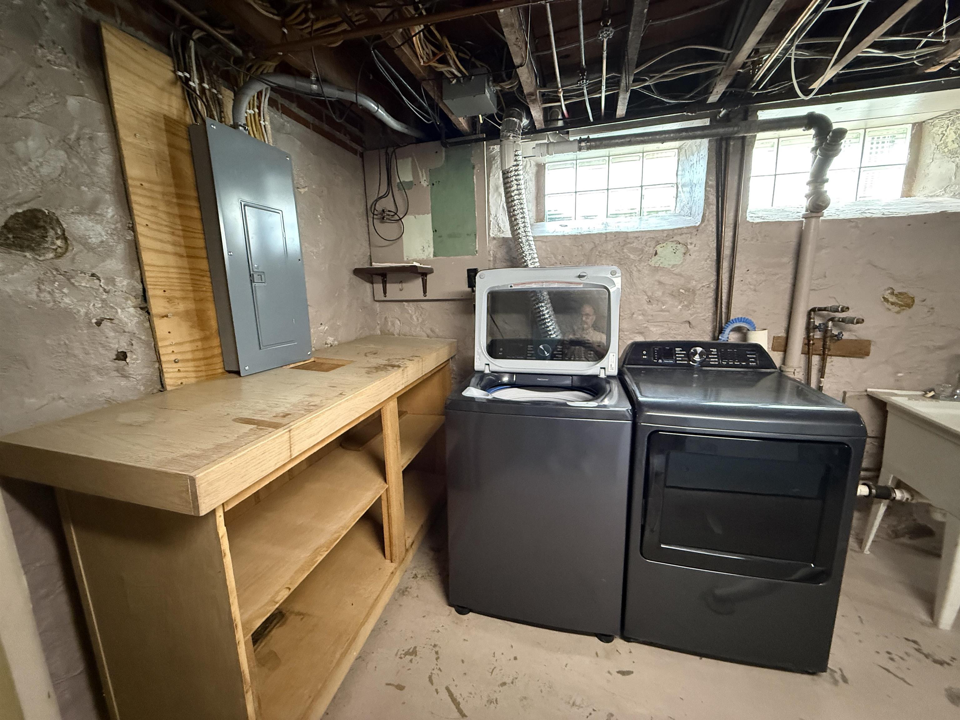 515 Norton Street Property Photo 28