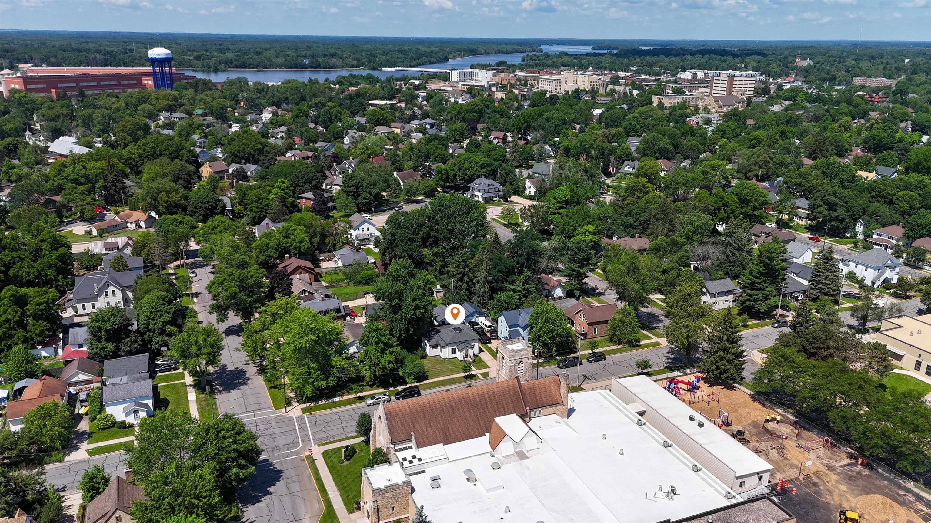 1916 Wyatt Avenue Property Photo 32