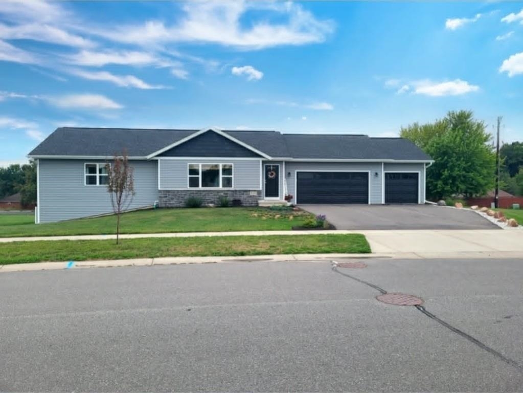 8506 Hinner Springs Drive Property Photo 2
