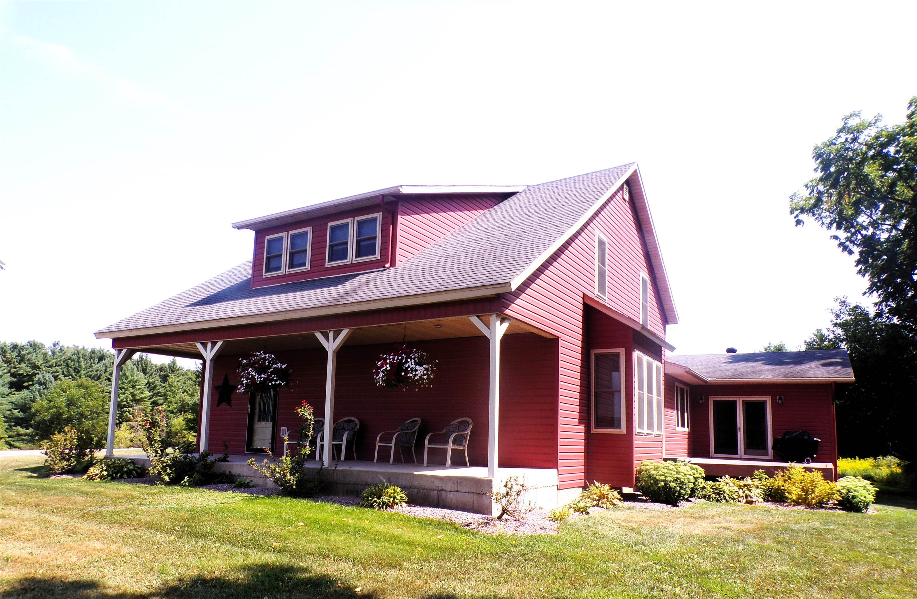 N3014 Fairground Avenue Property Photo 9
