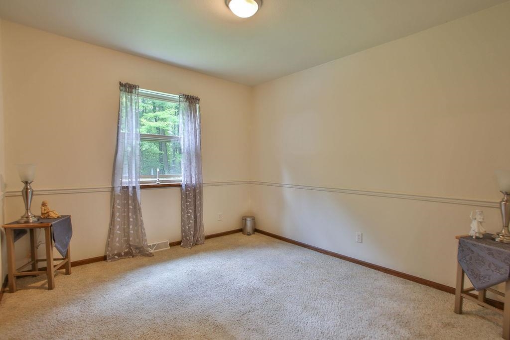 1073 Oak Road Property Photo 18