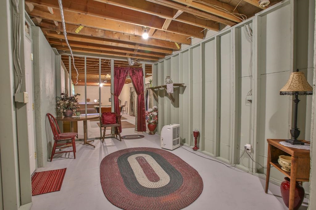 1073 Oak Road Property Photo 26