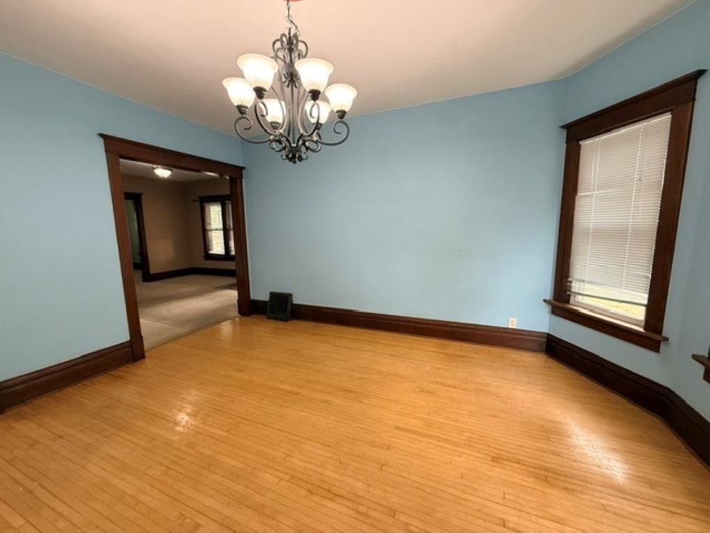 640 S 4th Avenue Property Photo 8