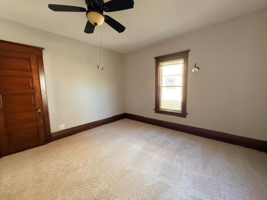 640 S 4th Avenue Property Photo 15