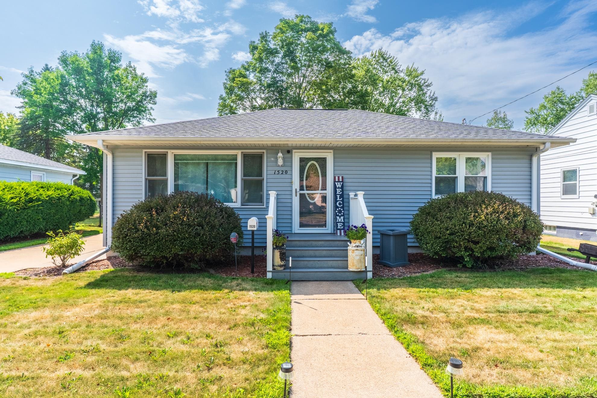1520 Pearson Street Property Photo 2