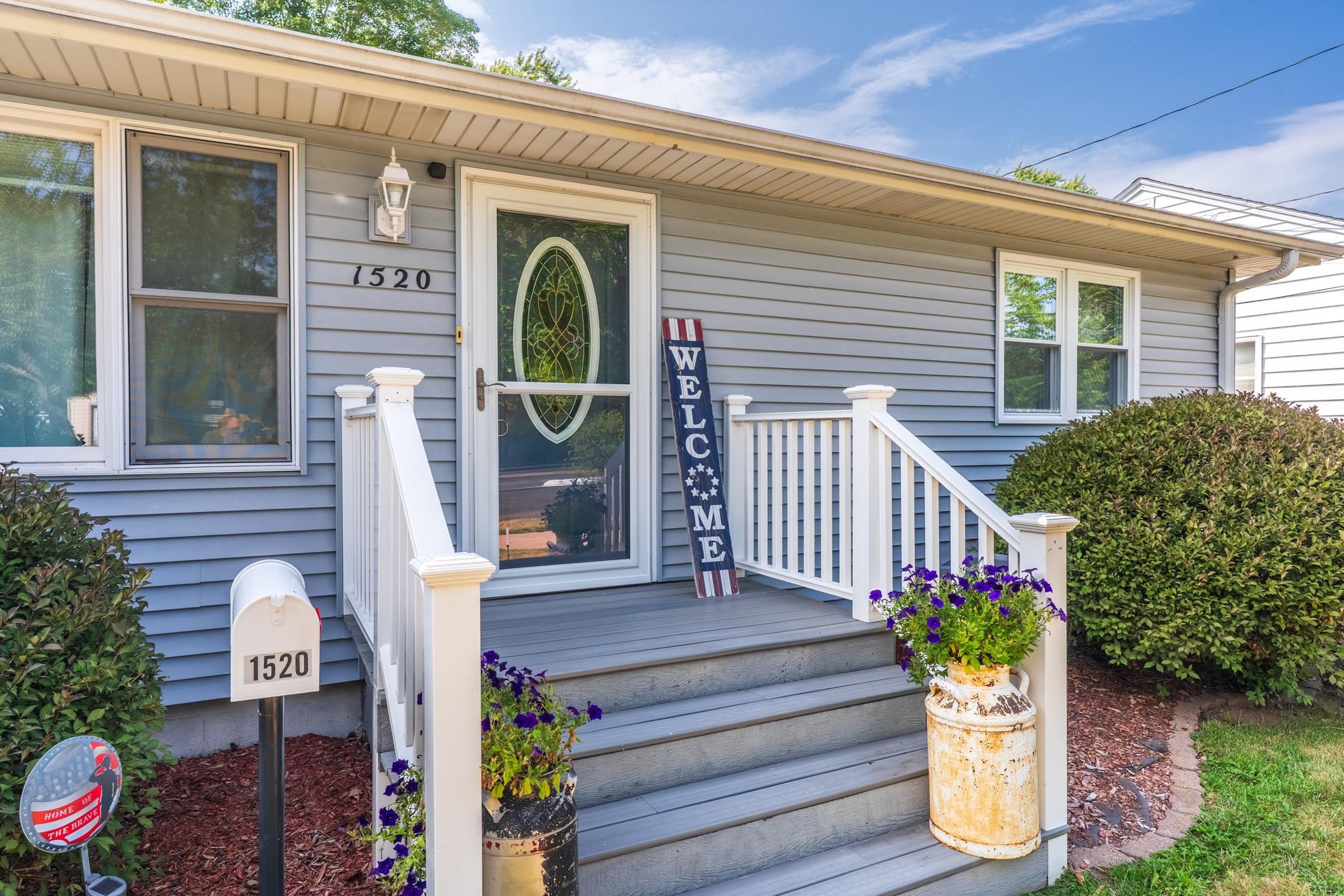 1520 Pearson Street Property Photo 4