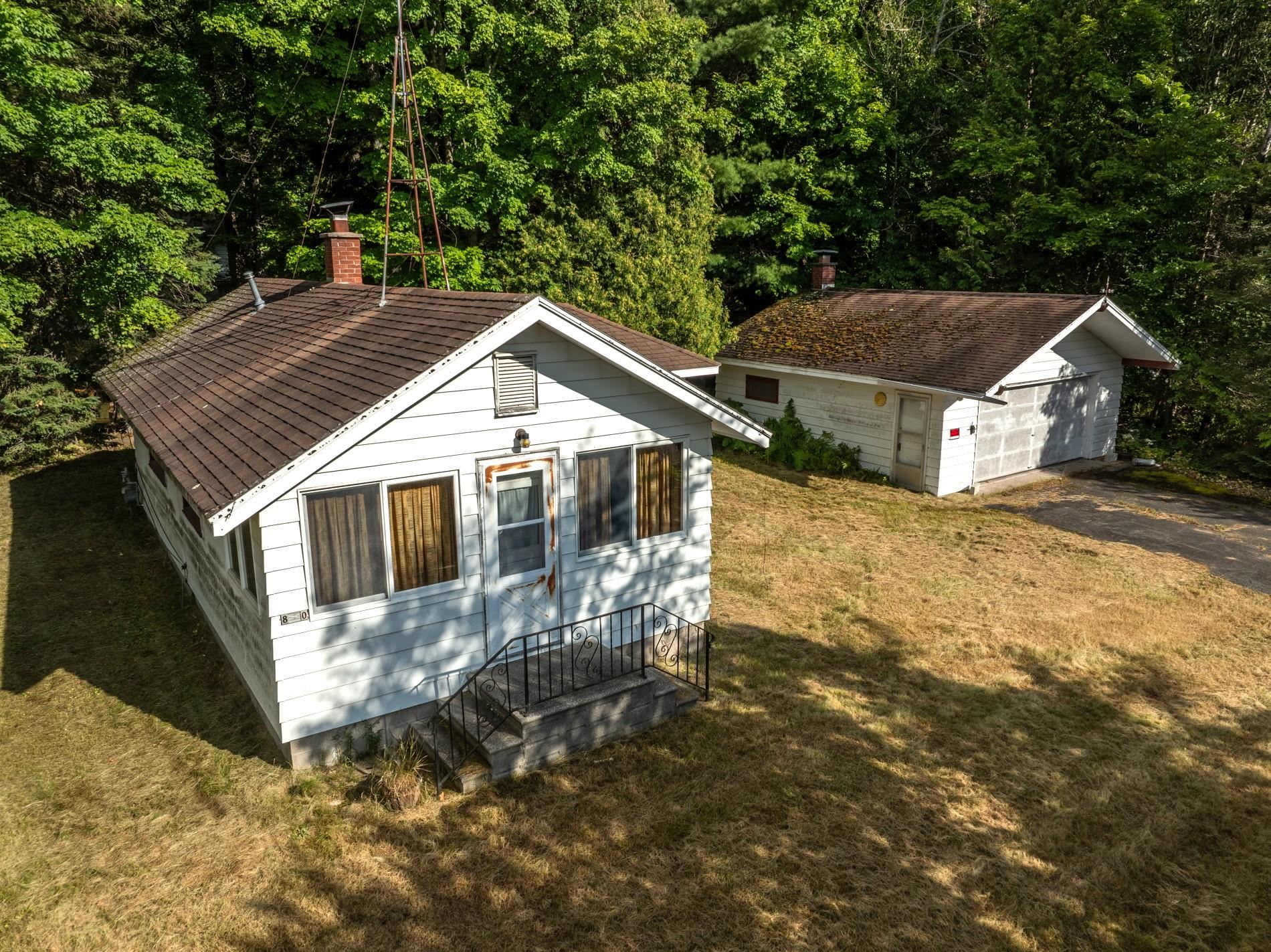 10567 Coes Landing Property Photo 3