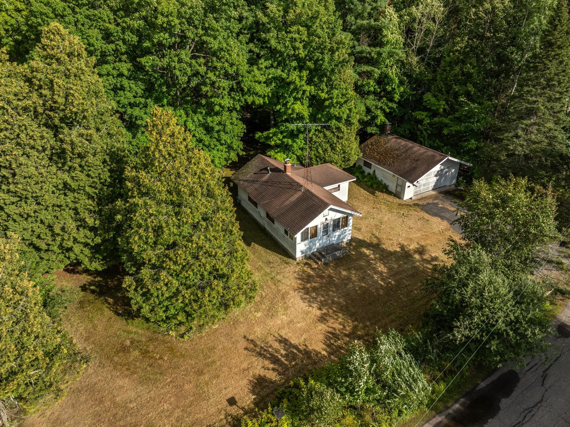 10567 Coes Landing Property Photo 4
