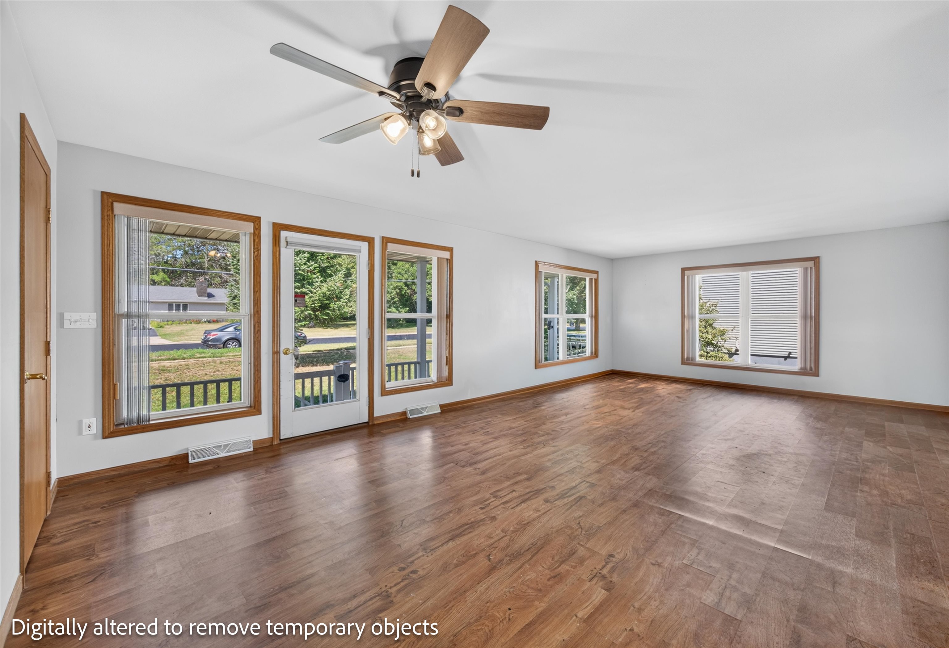 327 S 56th Avenue Property Photo 13