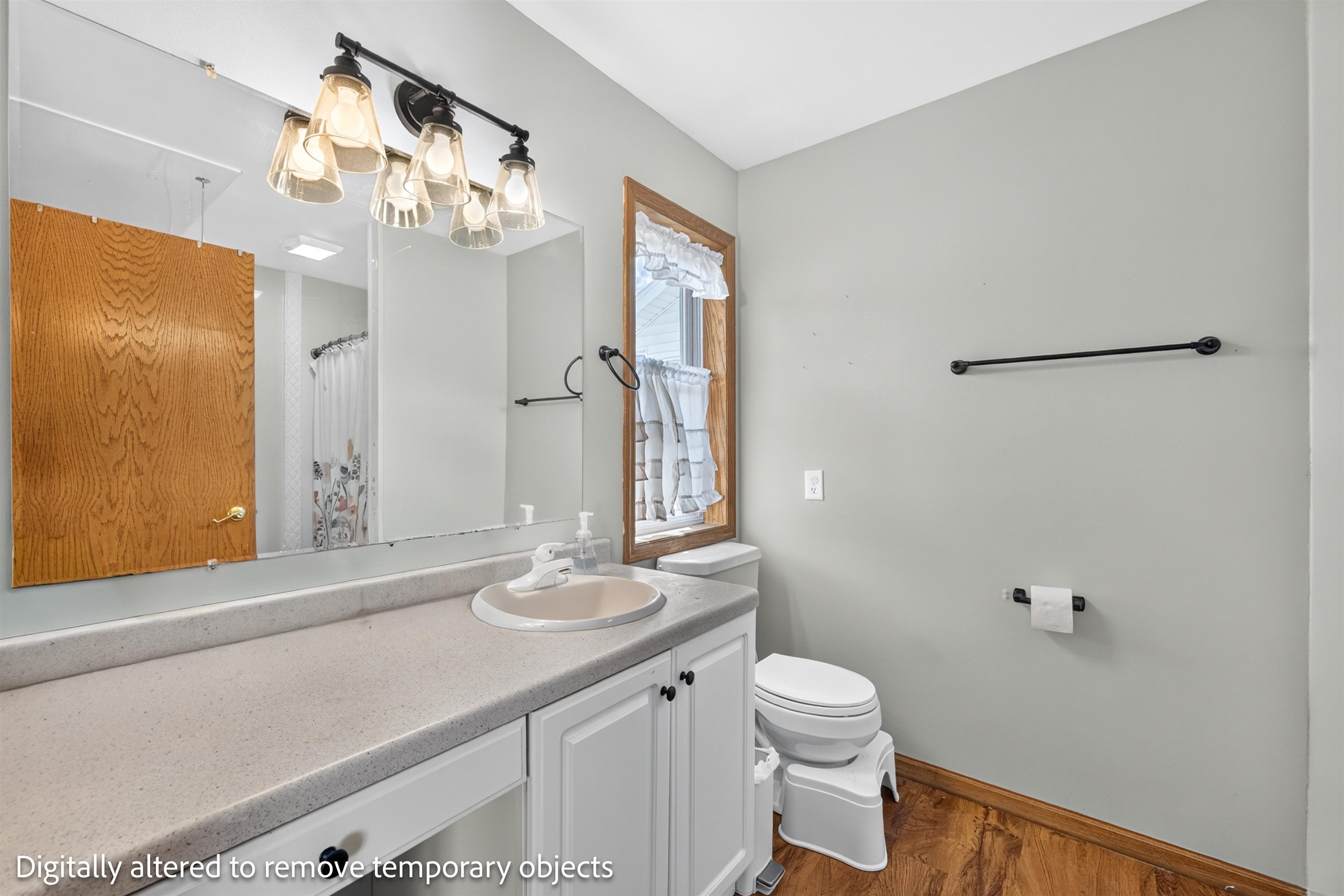 327 S 56th Avenue Property Photo 19