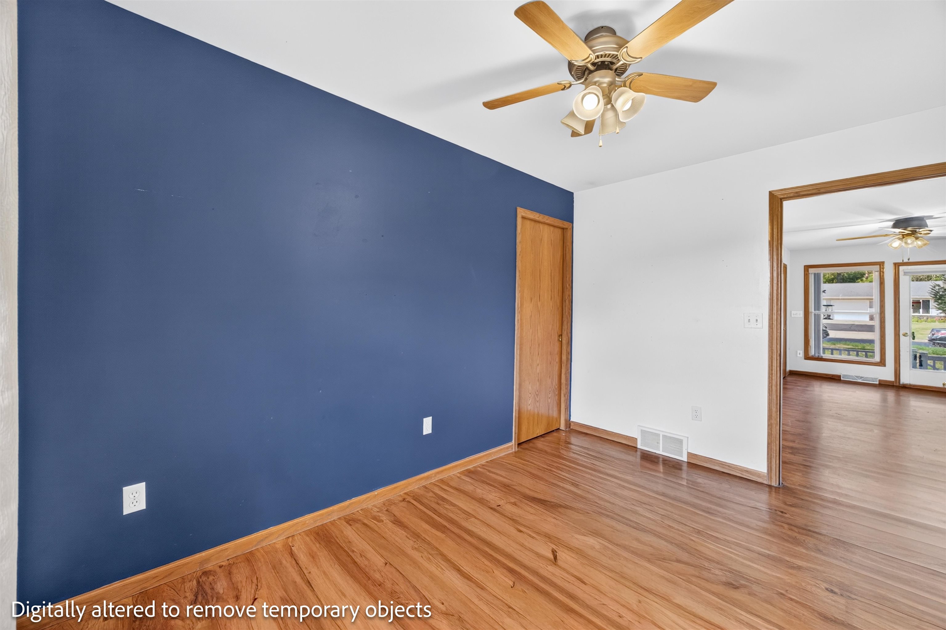 327 S 56th Avenue Property Photo 22