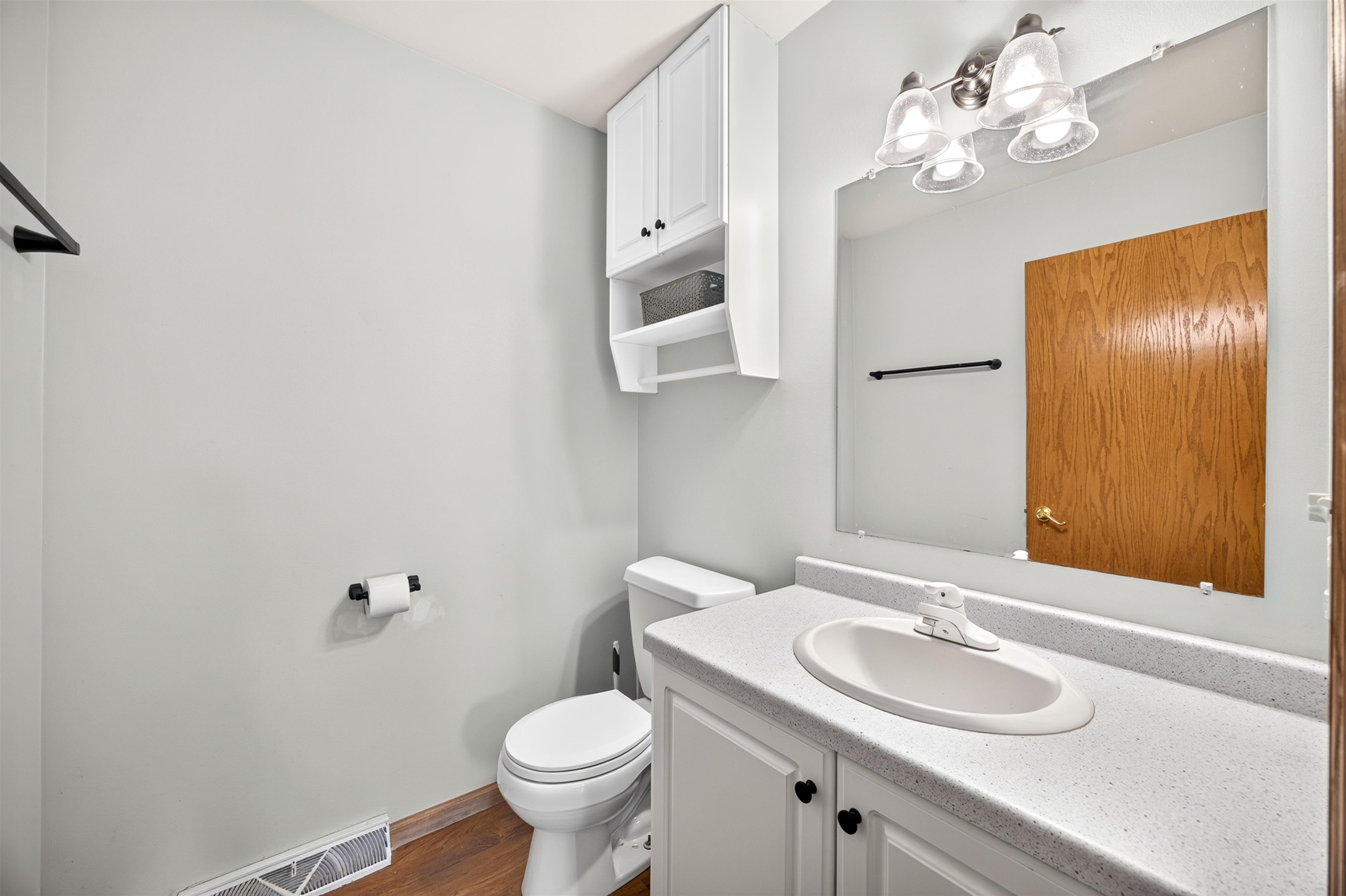 327 S 56th Avenue Property Photo 24