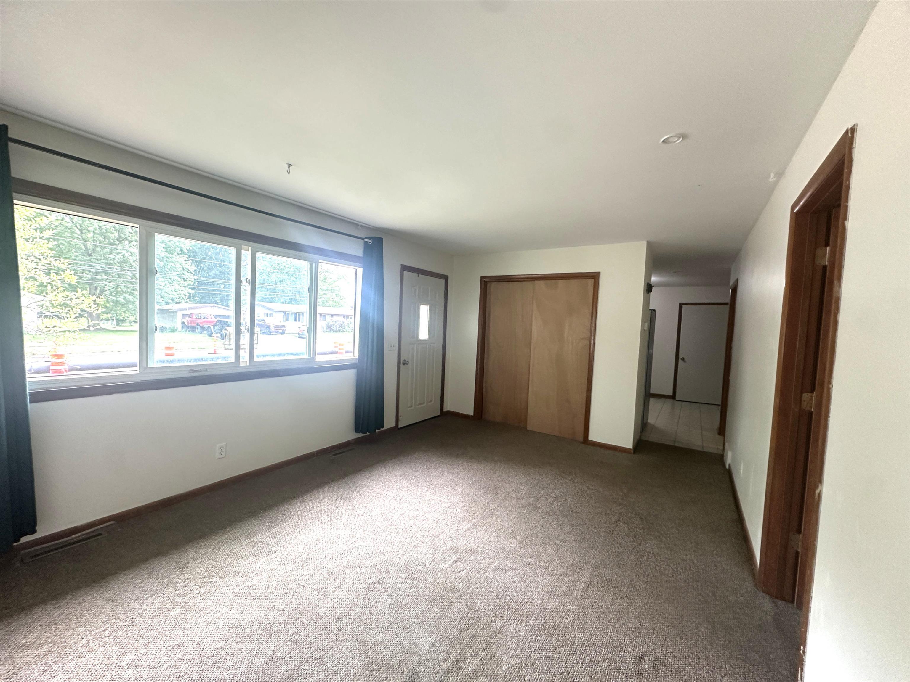 2410 Gaynor Avenue Property Photo 4