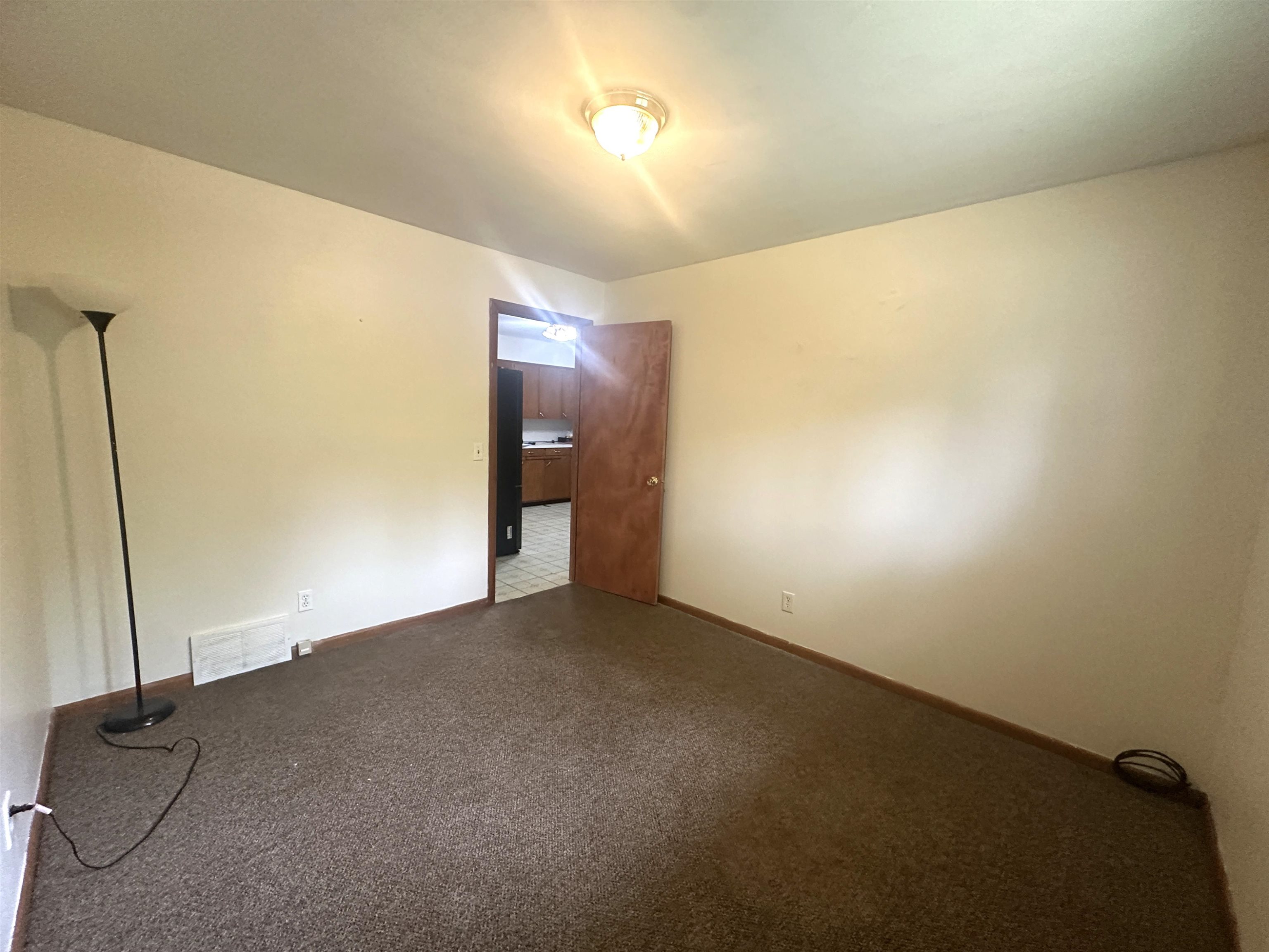 2410 Gaynor Avenue Property Photo 8