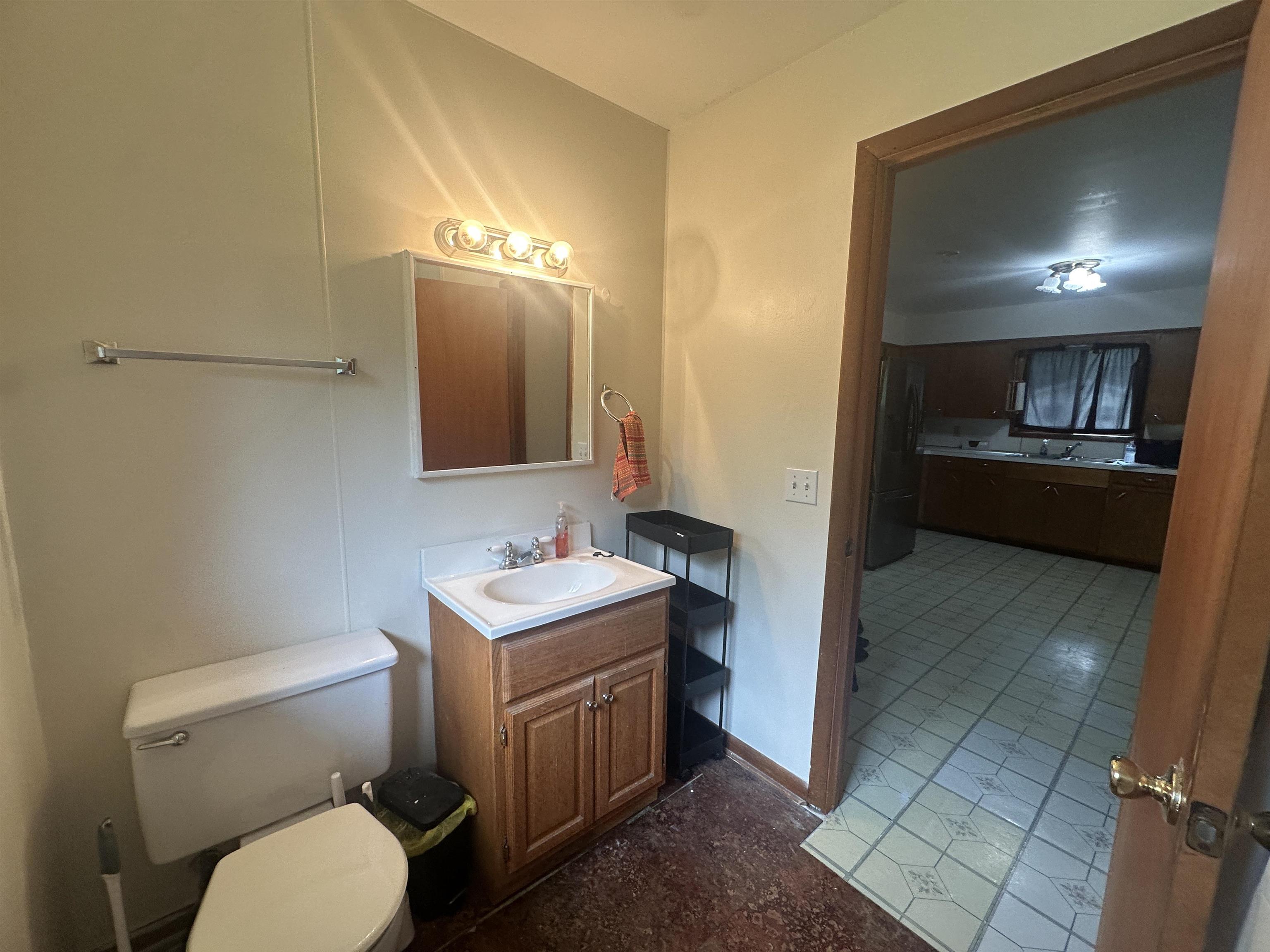 2410 Gaynor Avenue Property Photo 10
