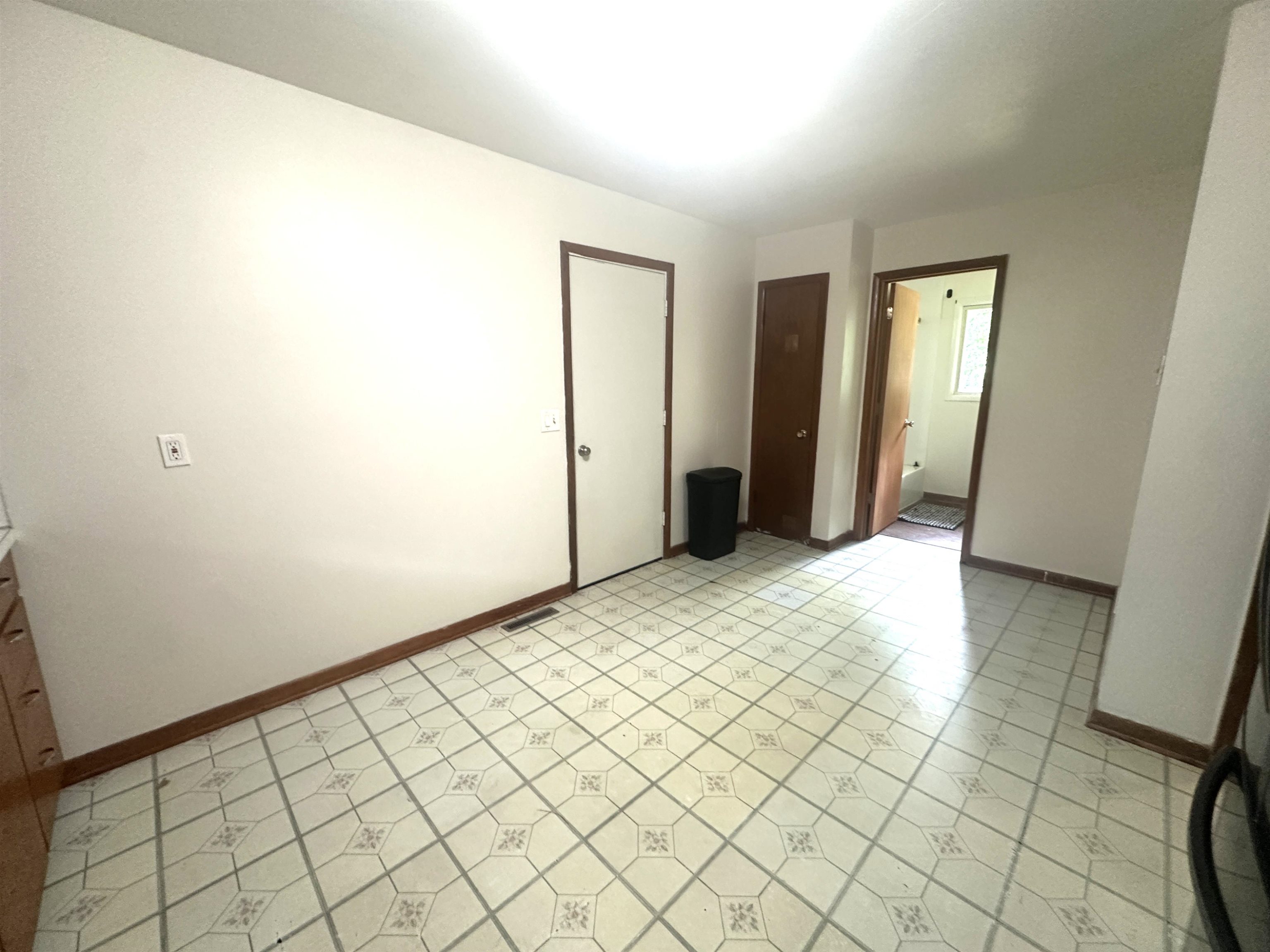 2410 Gaynor Avenue Property Photo 13