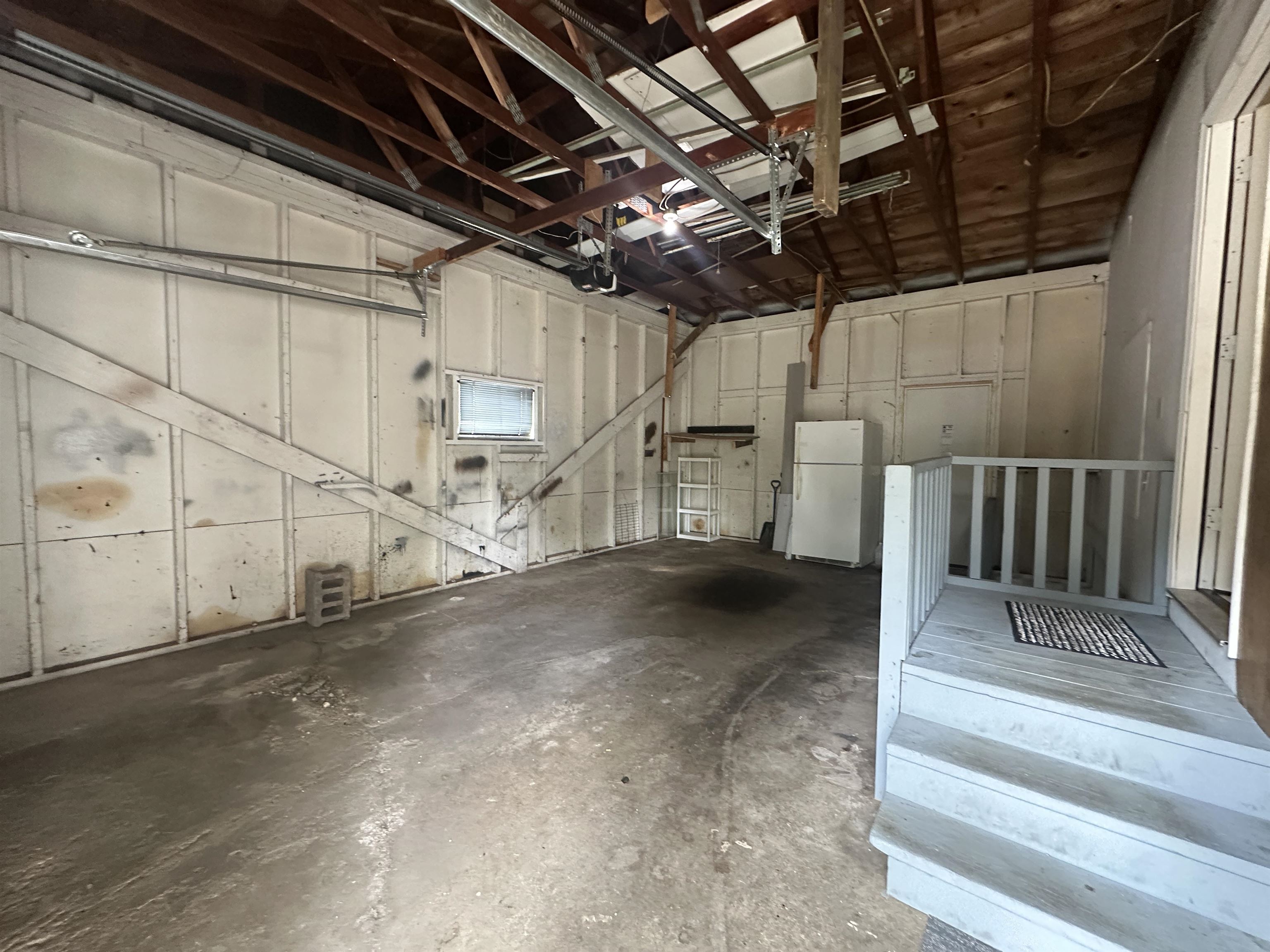 2410 Gaynor Avenue Property Photo 14