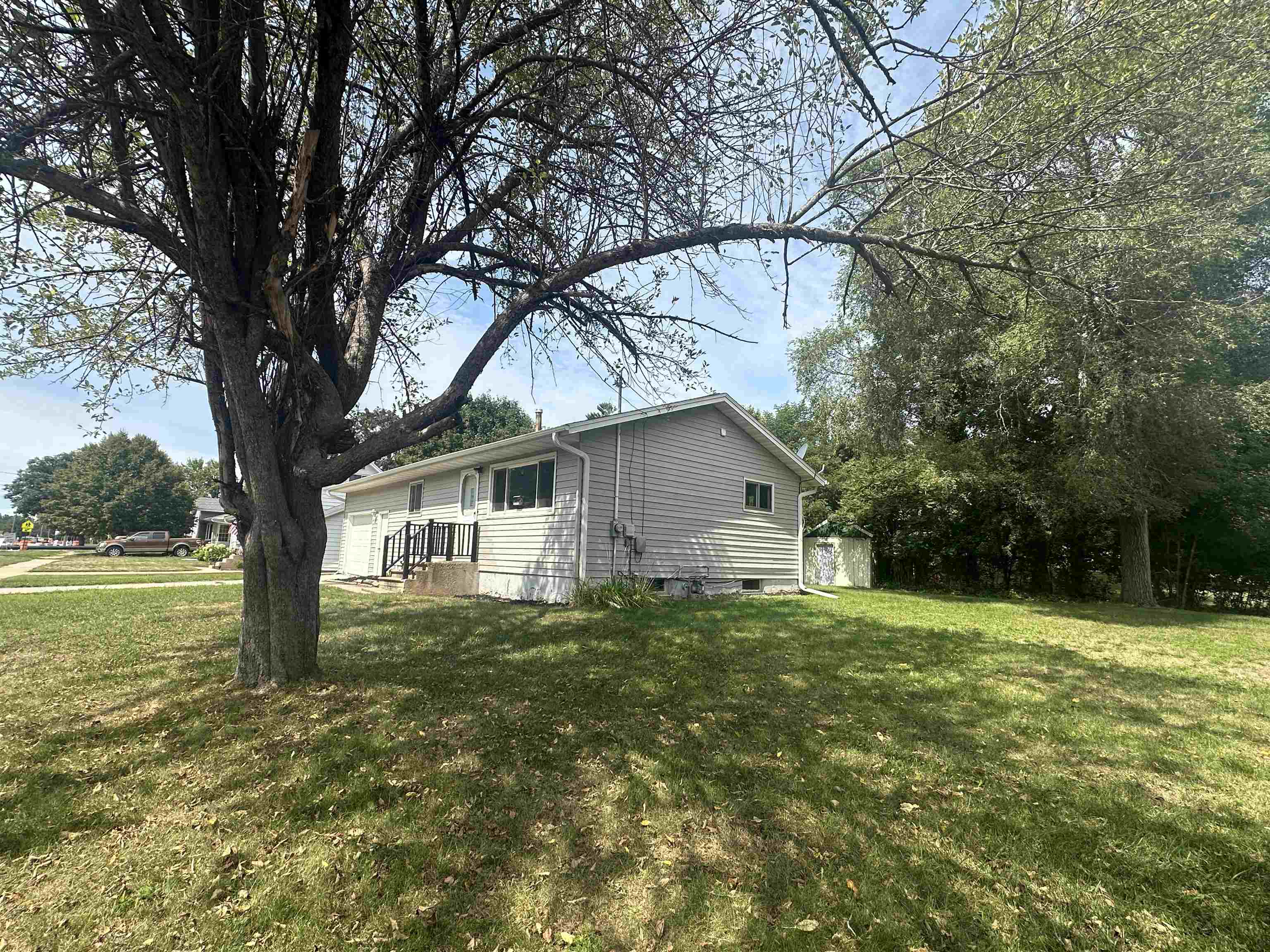 2410 Gaynor Avenue Property Photo 20