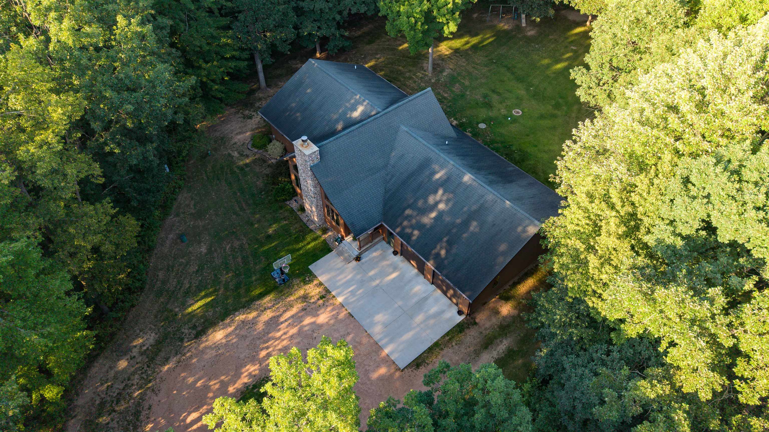 203739 Yellow Birch Road Property Photo 5
