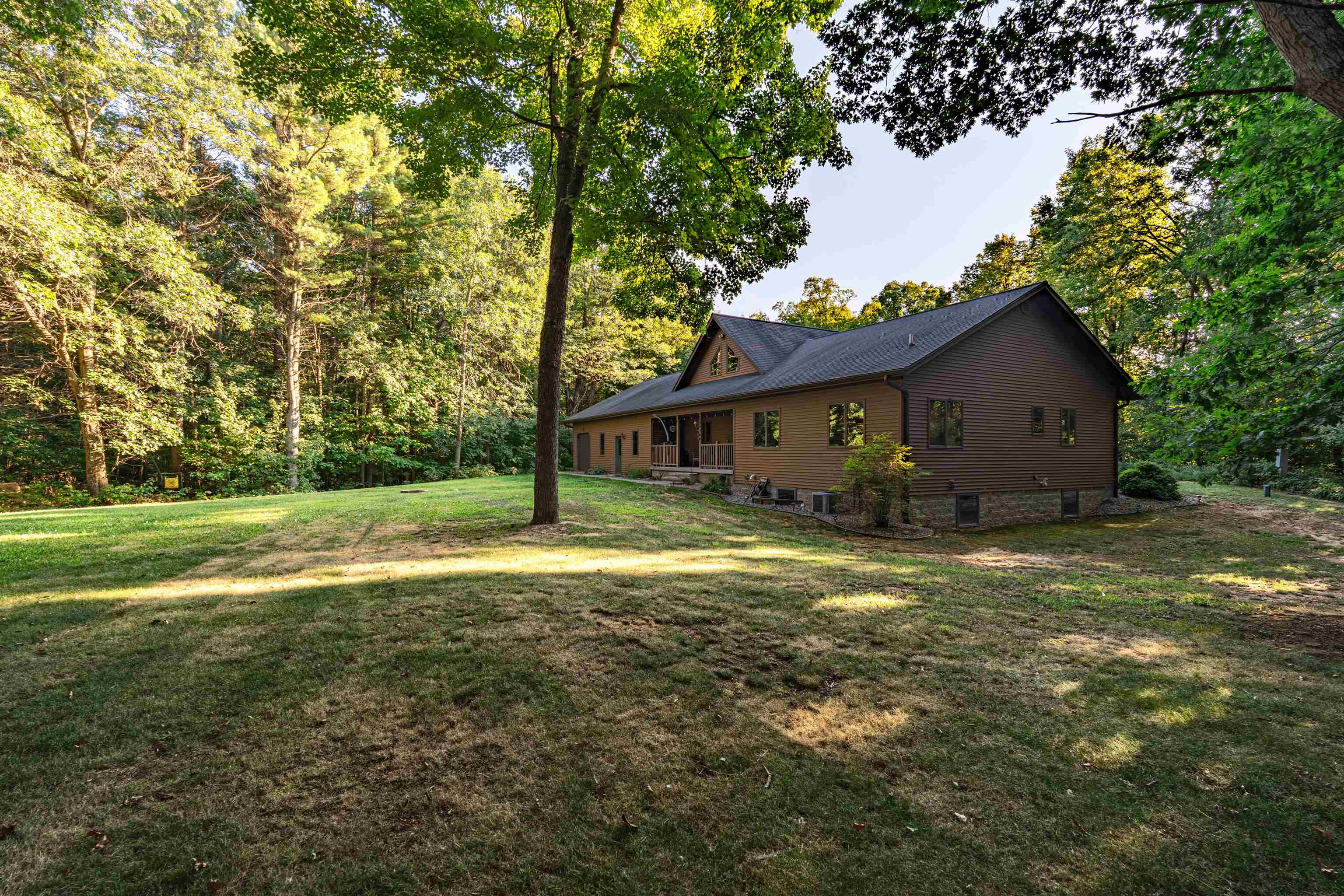203739 Yellow Birch Road Property Photo 6