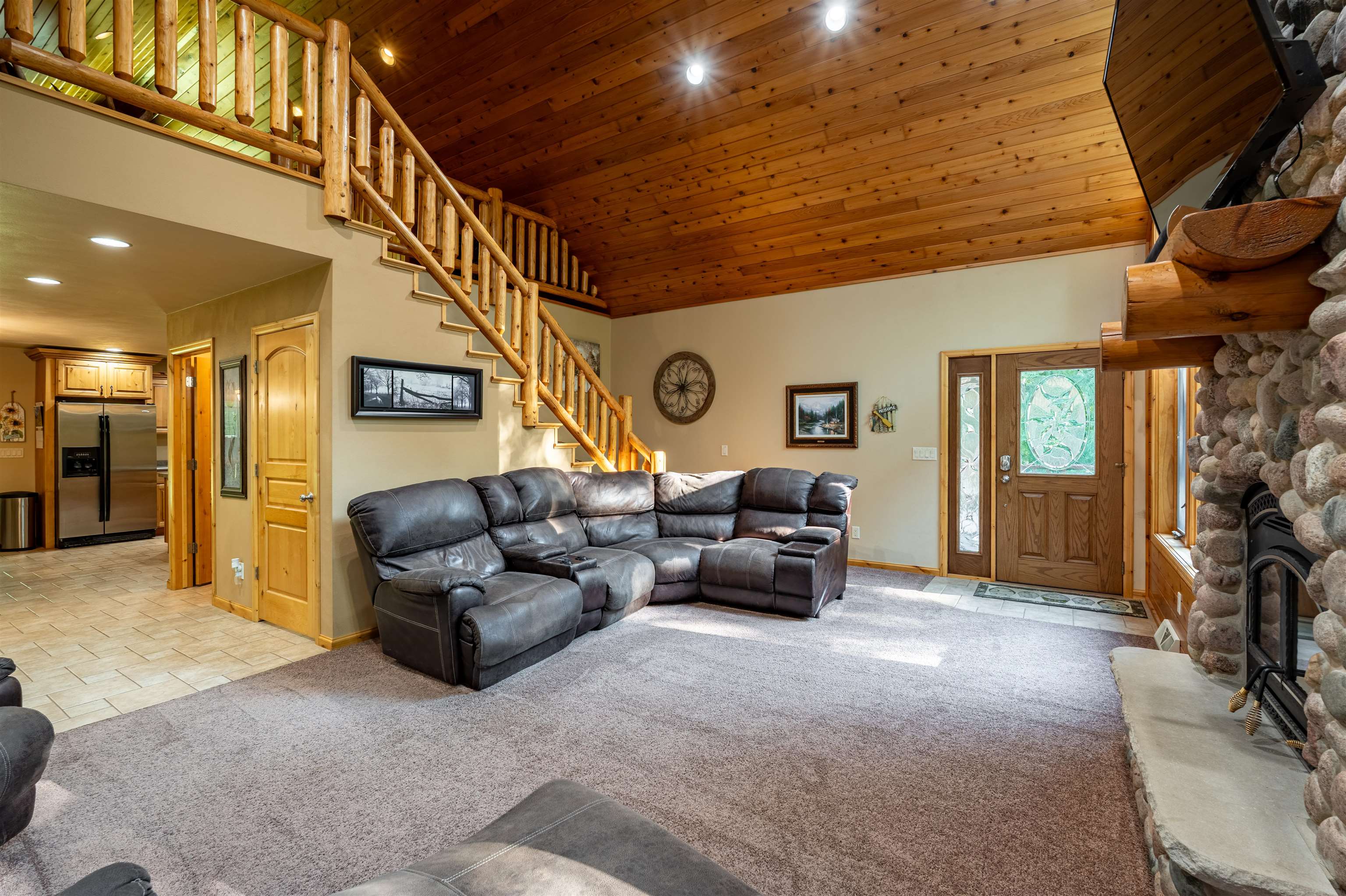 203739 Yellow Birch Road Property Photo 9